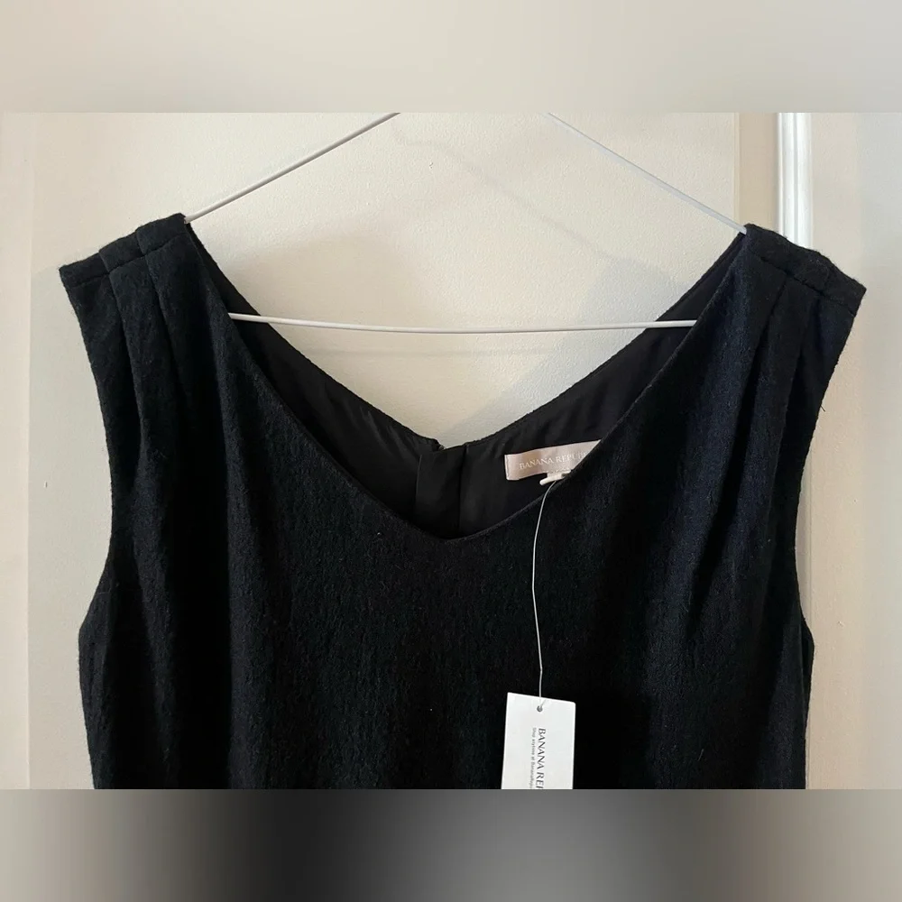 Banana Republic Black Sheath dress In Size 6, New With tags - Picture 5 of 5